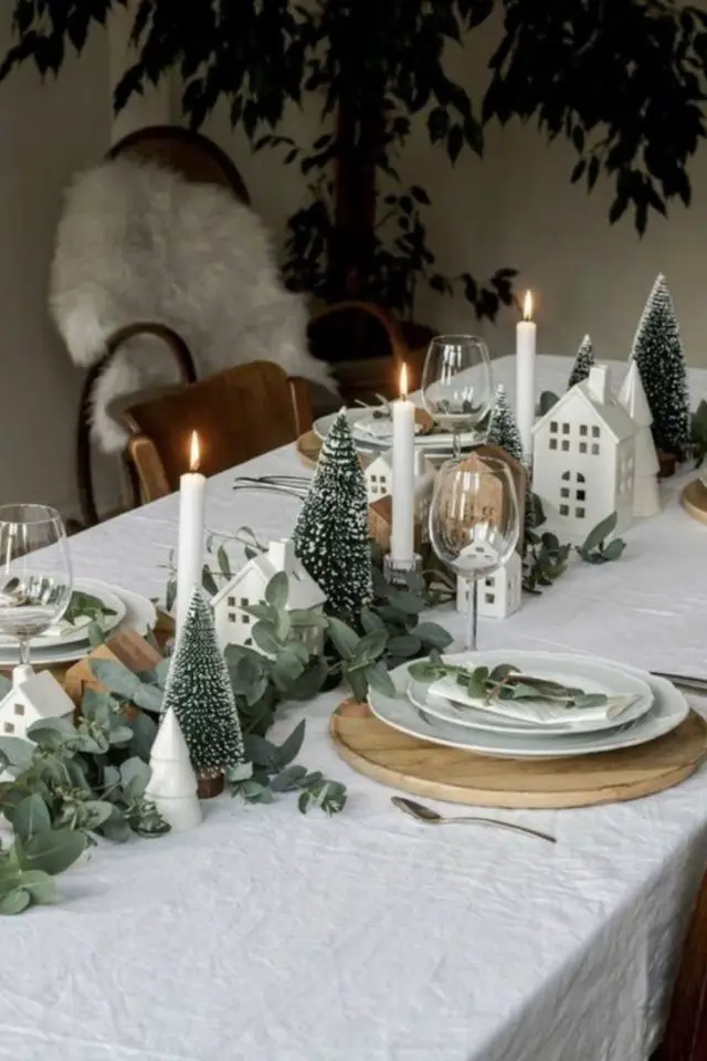 noel centre de table exemple petite maisonnette blanche eucalyptus bougies scandinave moderne