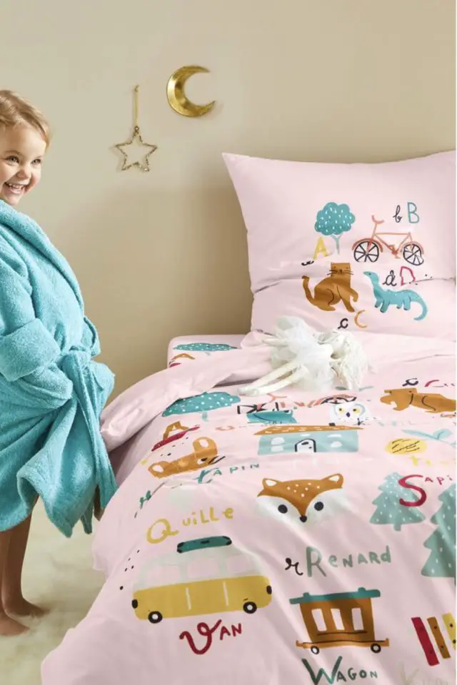 parure de lit enfant pas cher Linge de lit enfant à motifs Abécédaire rose chambre fillette