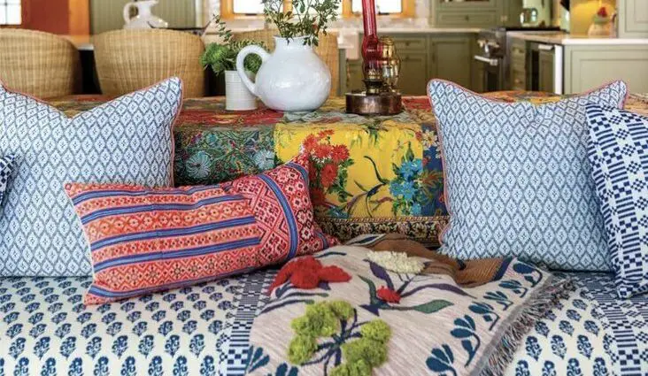 déco été salon coussins idée couleur motif