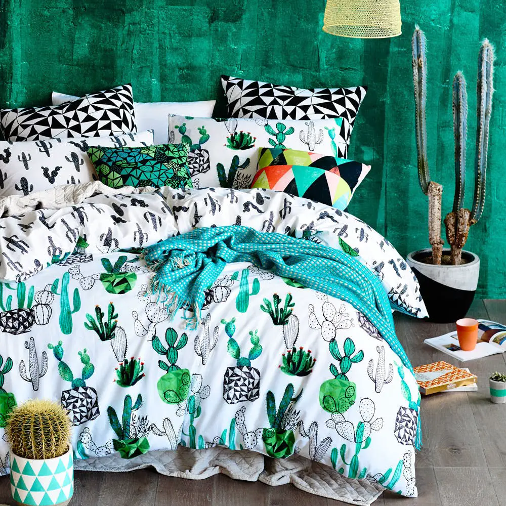 decoration chambre linge de lit maison cactus