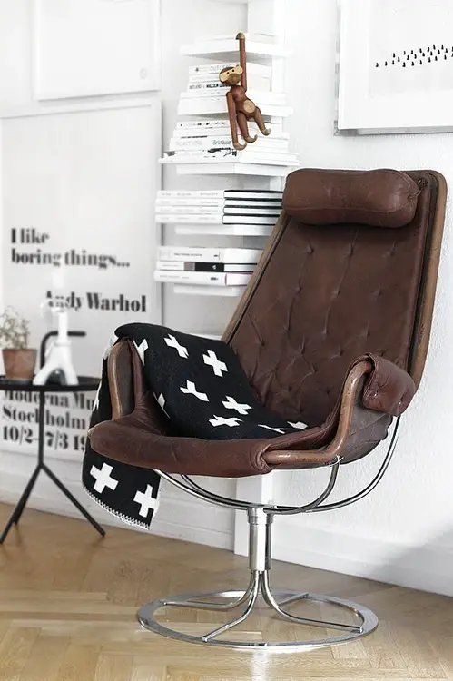 decoration blanche fauteuil cuir design