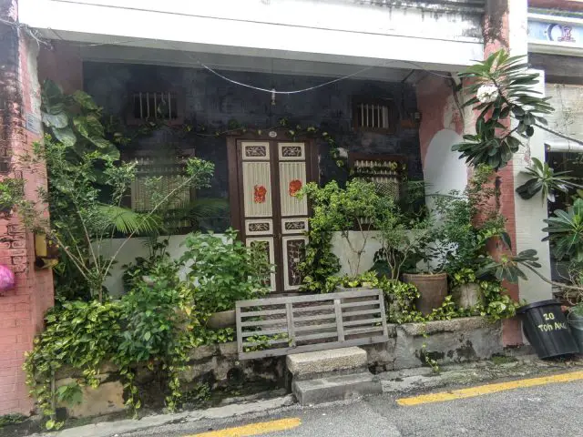 penang malaisie facade architecture vegetation