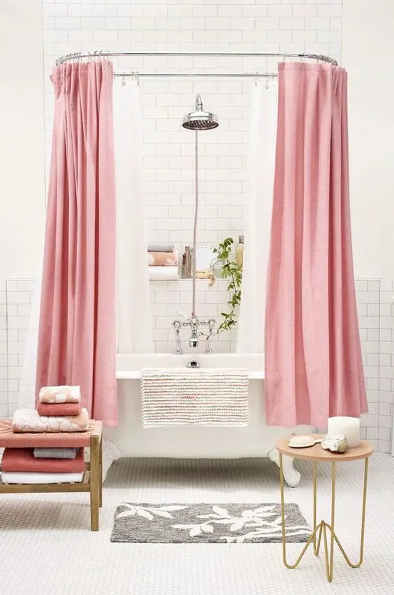 salle de bain rose rideau de douche
