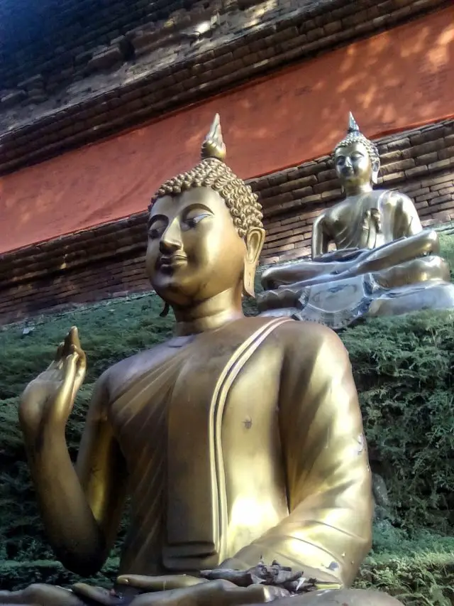 bouddha temple chiang mai thailande voyage vie nomade