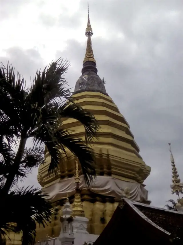 stupa doree chiang mai thailande voyage