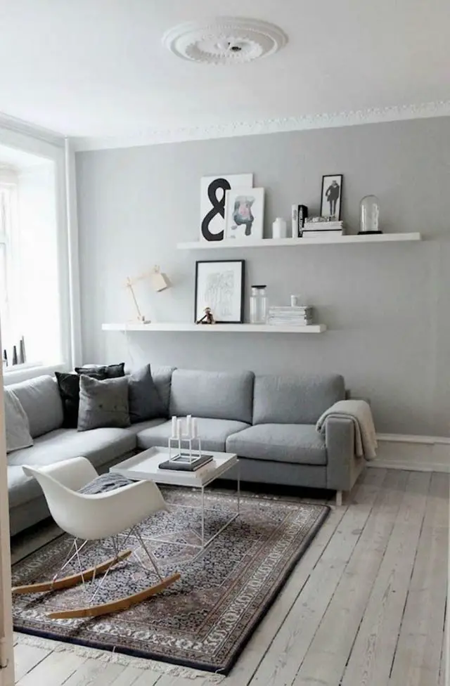 deco salon contemporain gris tendance etagere blanche canapé gris