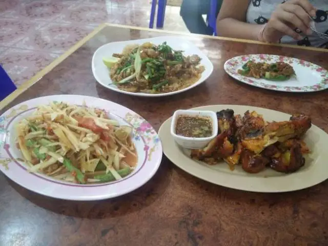 que mange ton en thailande decouverte culinaire