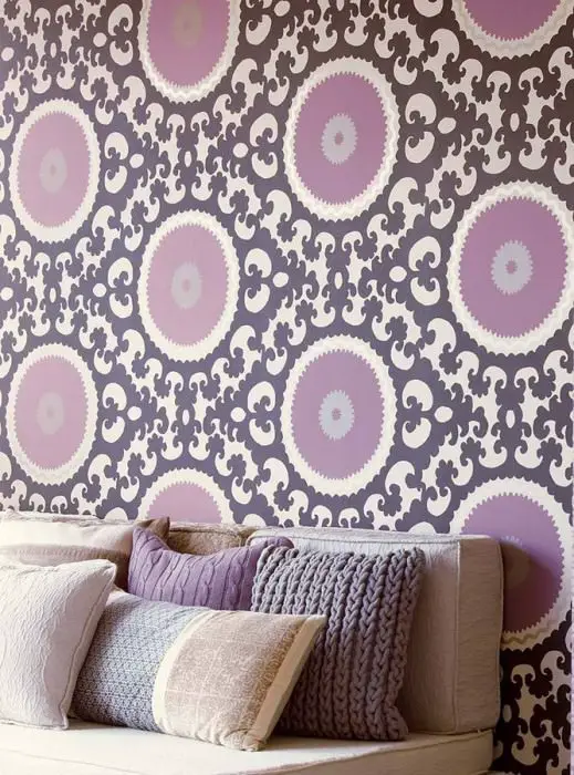 papier peint deco salon violet