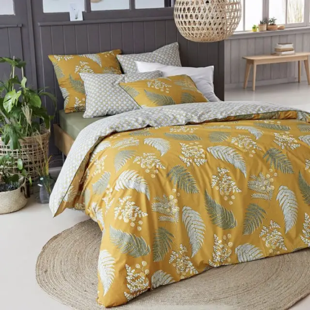 ambiance déco nature chambre linge de lit motif floral jaune