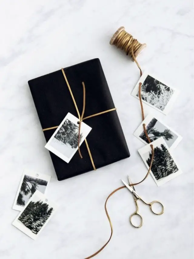 paquet cadeau elegant noir exemple étiquette photo polaroid