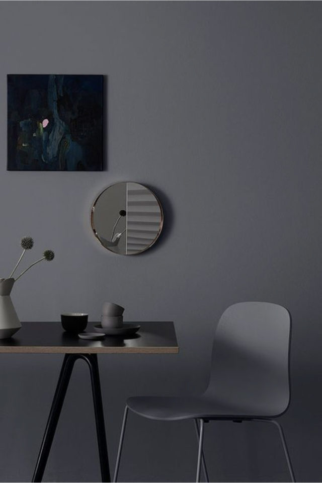 comment utiliser gris foncé déco salle à manger chaise grise ambiance moderne