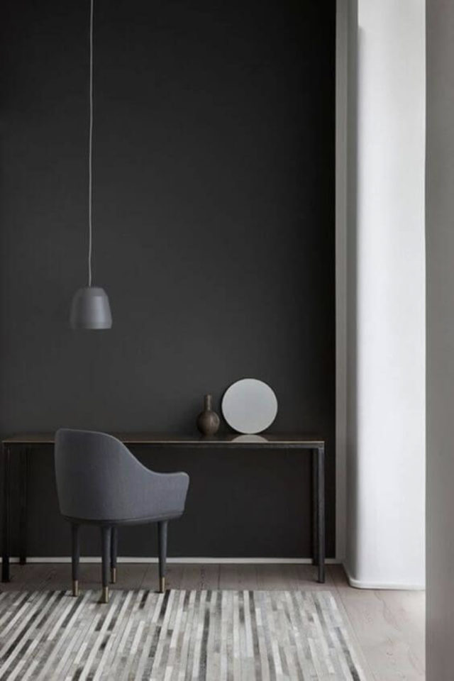 comment utiliser gris foncé déco ambiance design bureau minimaliste anthracite presque noir