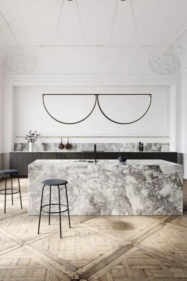 deco gris clair exemple ilot cuisine ouverte en marbre grand espace elegance