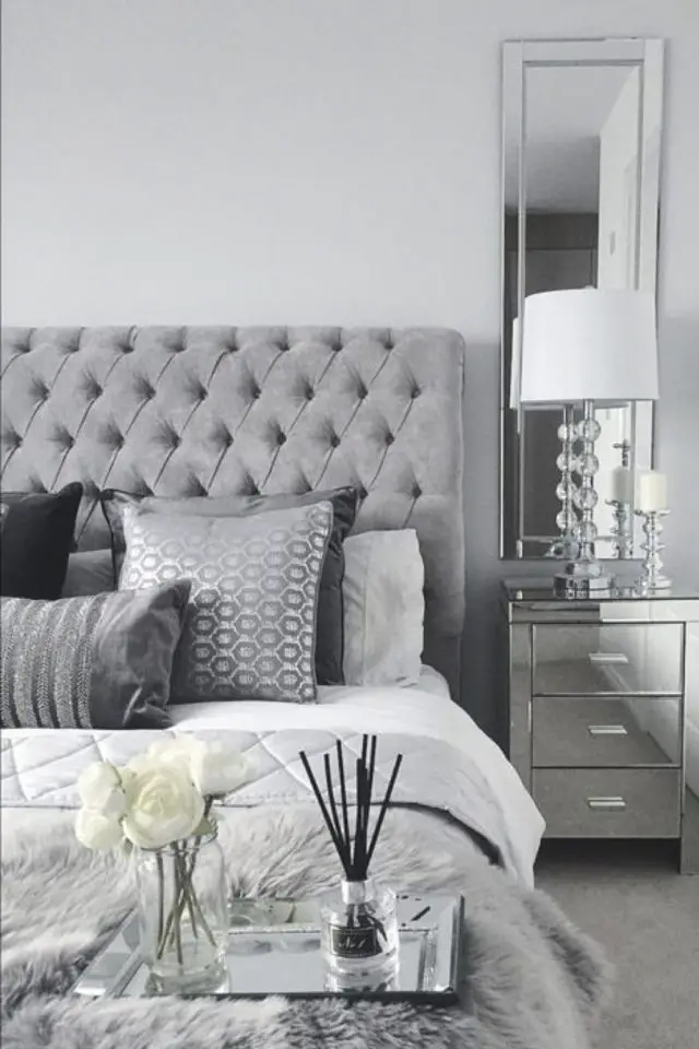 deco interieur couleur gris exemple textile classique tête de lit capitonnée décoration chambre à coucher