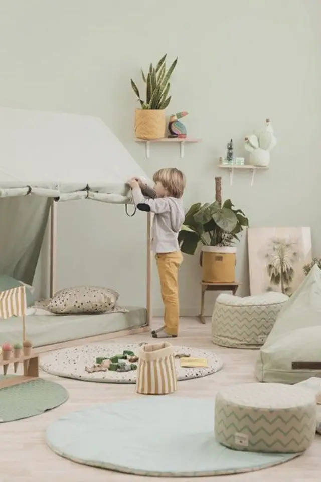 decoration chambre enfant nature exemple couleur vert moderne et doux vert d'eau vert amande vert sauge