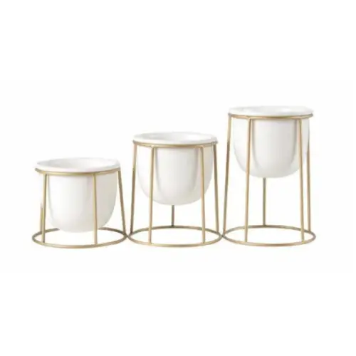 decoration petit prix maisons du monde soldes 2021 lot de 3 cache-pot blanc piètement métal