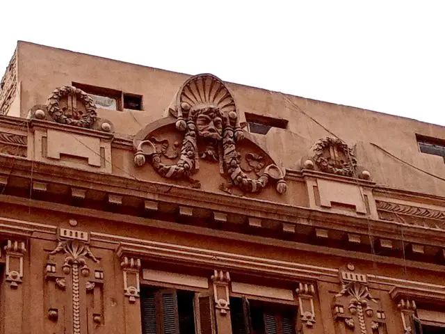 architecture patrimoine centre ville Caire détail façade baroque classique 19ème