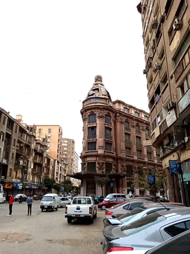 architecture patrimoine centre ville Caire façade immeuble ancien