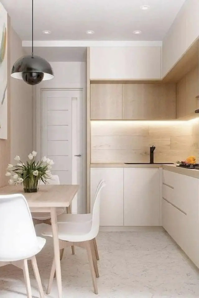 espace repas petite cuisine exemple mobilier moderne bois et blanc table bois scandinave