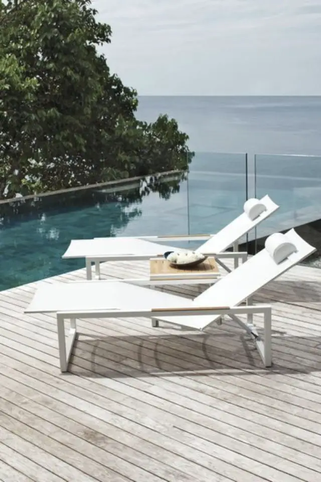 ou trouver transat bain de soleil jardin piscine terrasse bois confort vacances