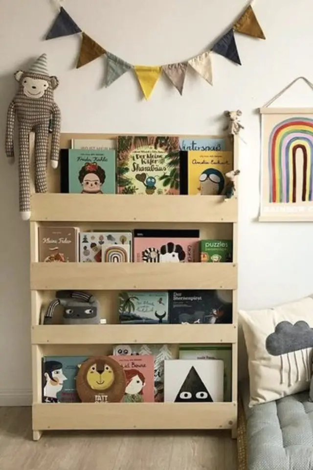 chambre enfant mini bibliotheque exemple peu profonde en bois