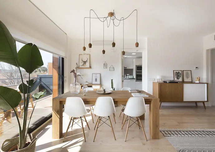 conseil choix table salle a manger moderne séjour ouvert bois rectangulaire