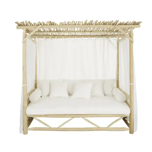 mobilier jardin sieste confortable daybed style plage bois et coussin blanc