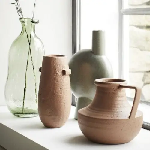 accessoire decoration style neo antique vase en terre cuite ancien en grés terracotta