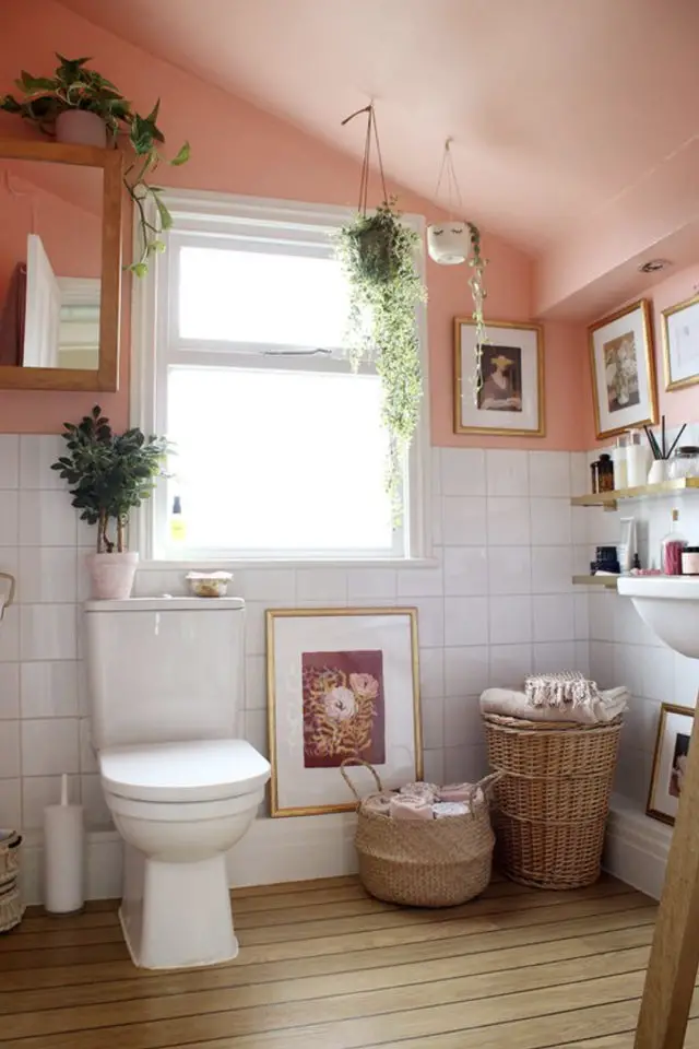 exemple deco couleur terracotta toilettes salle de bain soubassement carrelage et peinture terre cuite claire