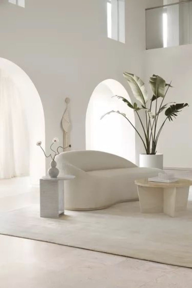 decoration tendance incurve rond arche murale canapé écru curvy arrondi banquette méridienne minimalisme