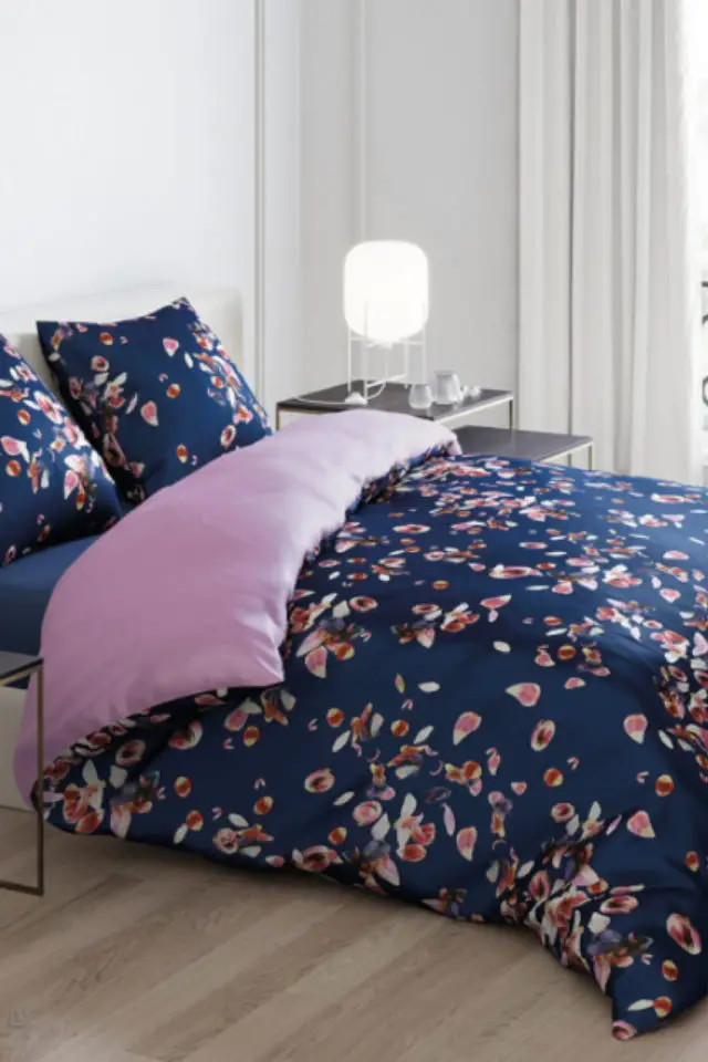 bon plan linge de maison parure de lit intemporel cacharel Rose et bleu marine 