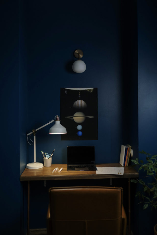 lampe de bureau tendance espace de travail télétravail à domicile confort