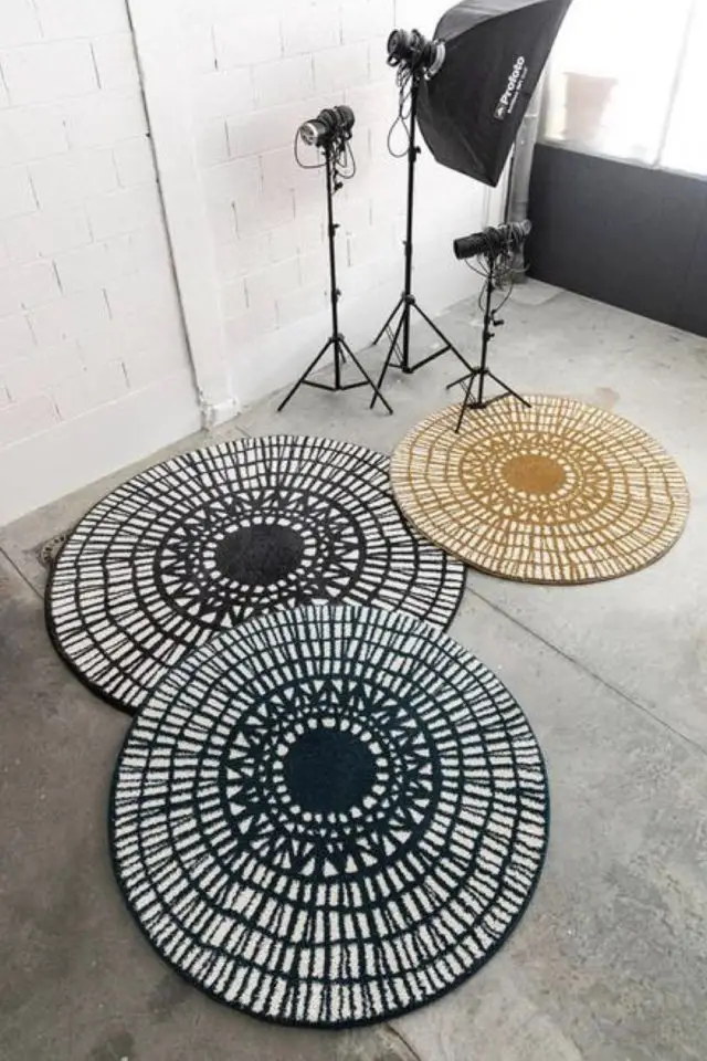 tapis moderne couleur organique Tapis rond couleur bronze / ocre motif
