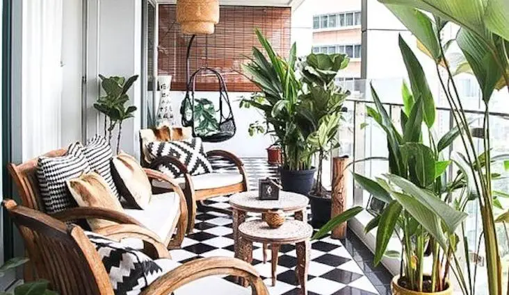 balcon idees a copier decoration aménagement plantes mobilier revêtement