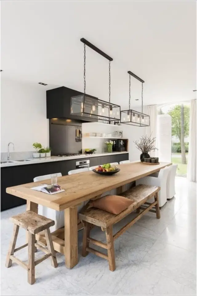 exemple table repas cuisine banc bois moderne suspension noir et verre