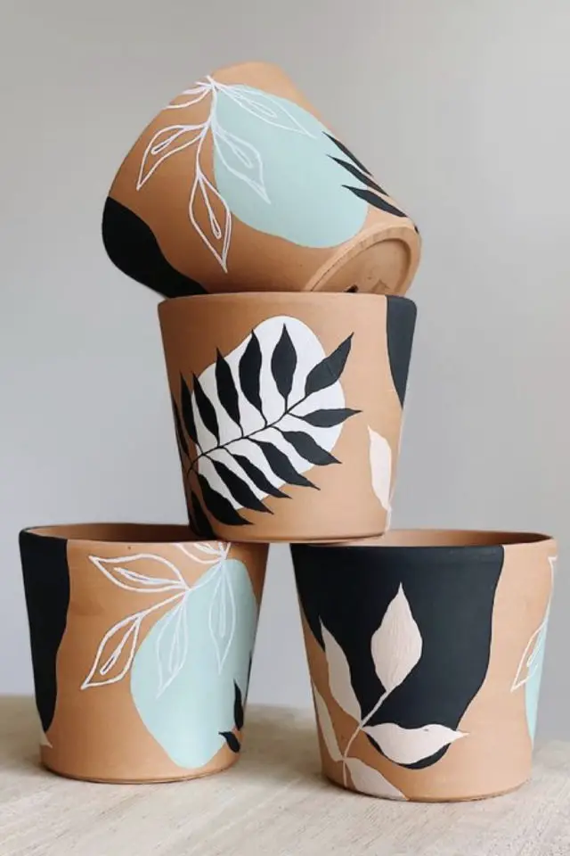 upcycling exemple decoration diy tendance bricolage pot de fleurs peinture motif moderne