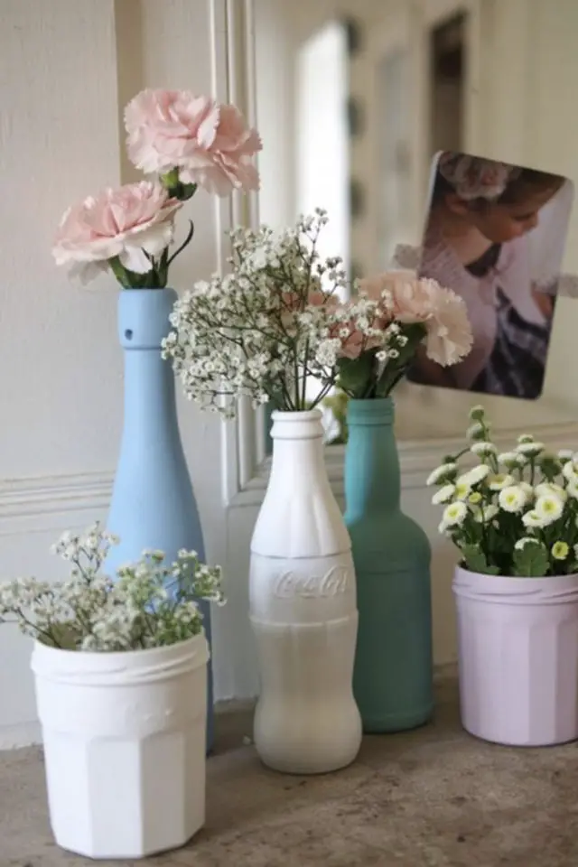 upcycling exemple decoration diy facile vase bouteille en verre peinture