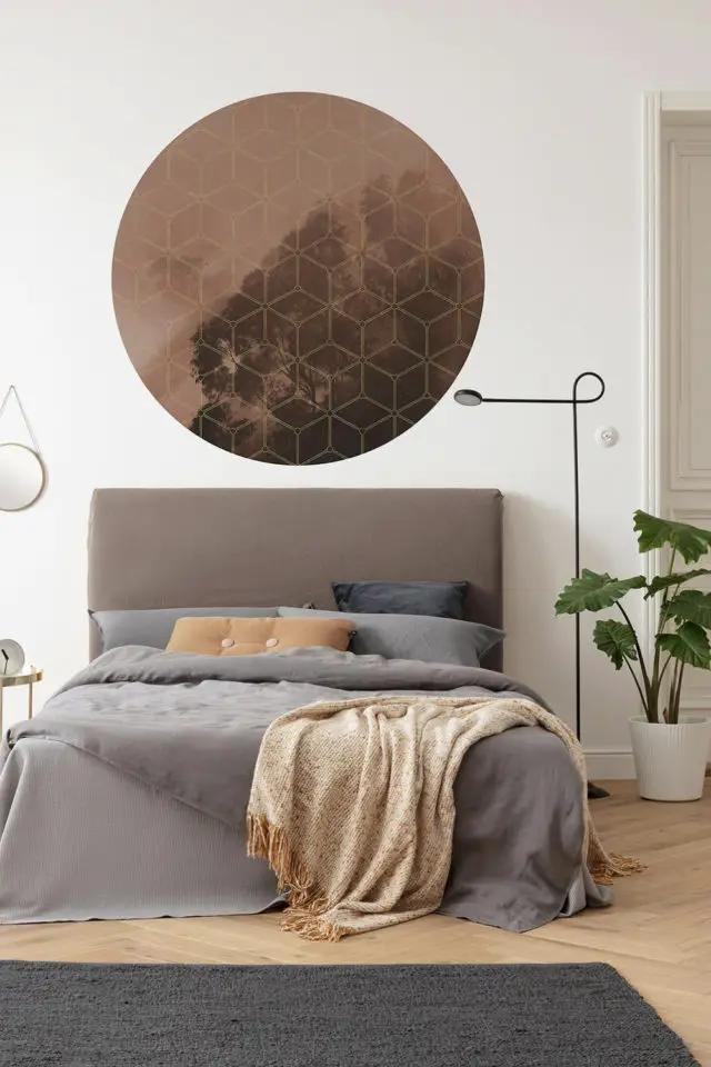 decor mural papier peint moderne cerle motif géométrique et arbre couleur marron déco chambre parentale tendance