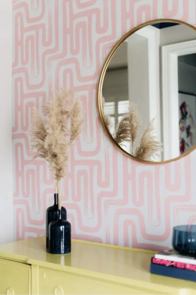 entree couleur rose exemple papier peint motif abstrait miroir rond