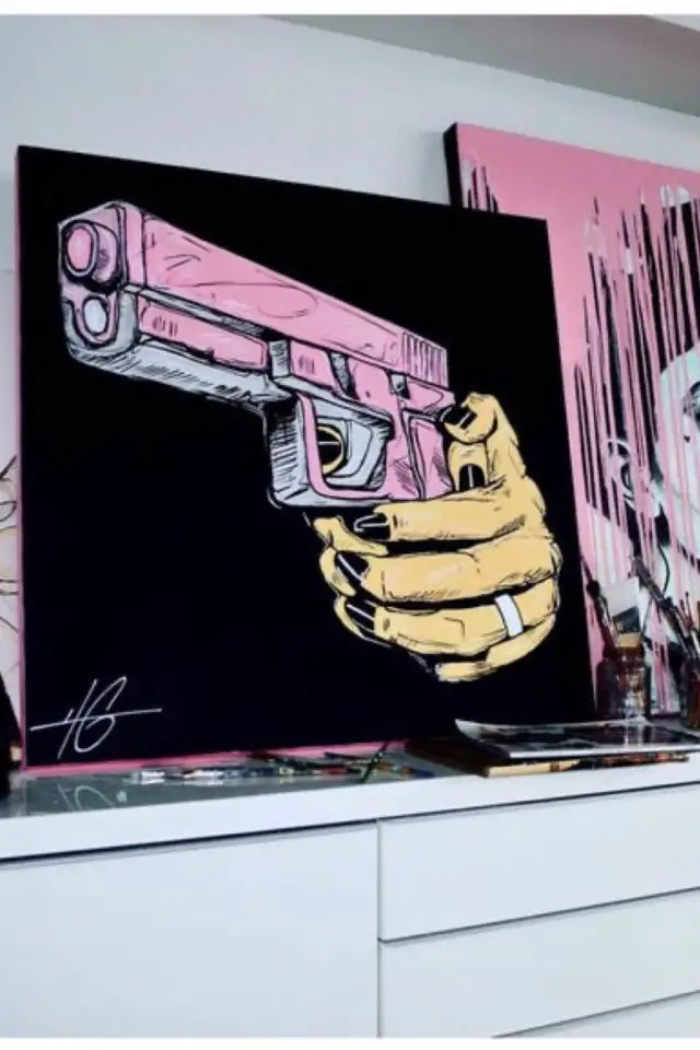 exemple decor buffet style rock tableau dessin flingue pistolet gun posé