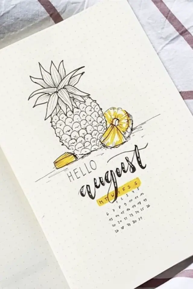 bullet journal vacances illustrations idees page de garde mois août ananas fruit exotique calendrier