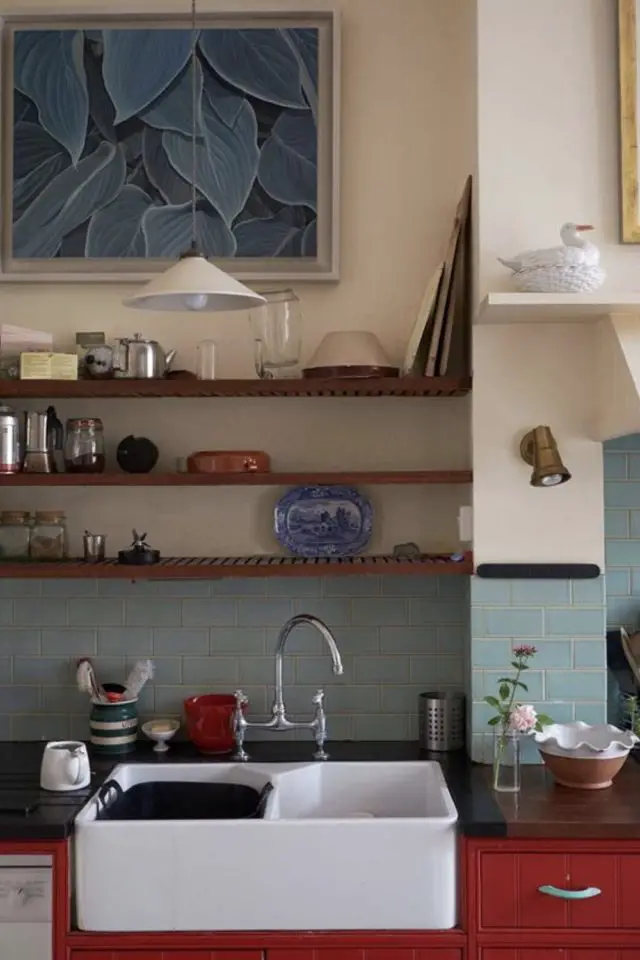 interieur bleu elegant et calme exemple crédence cuisine vintage pastel clair