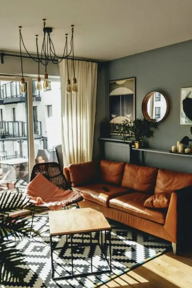 deco interieure couleur kaki exemple salon séjour moderne canapé en cuir rideau couleur lin tapis noir et blanc table en bois