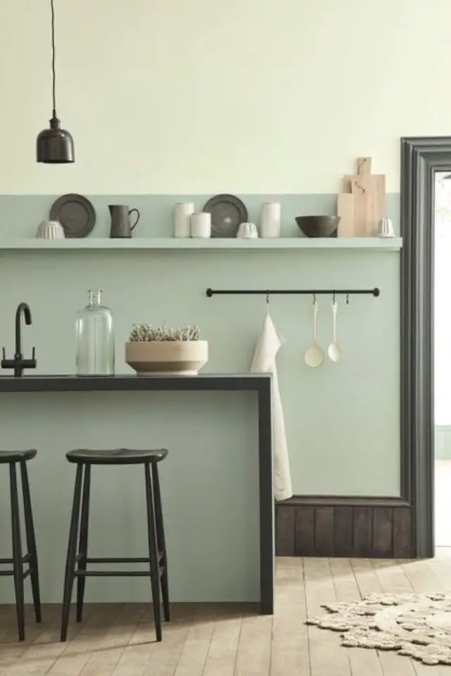 decoration interieur couleur vert celadon exemple soubassement peinture cuisine exemple moderne