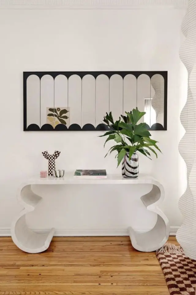 deco entree style eclectique vintage esprit minimal design miroir original console pied courbé blanc