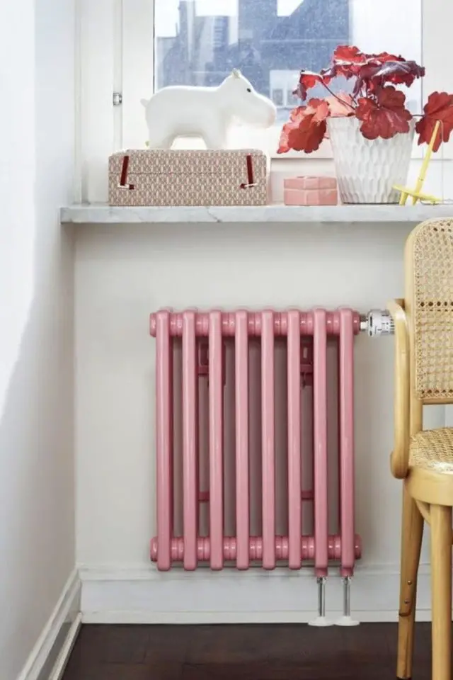 decoration peinture radiateur exemple mur blanc chauffage couleur rose moderne