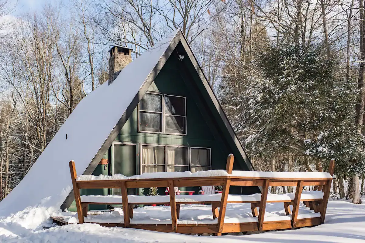 architecture chalet montagne triangle vacances Etats-Unis hiver neige cosy