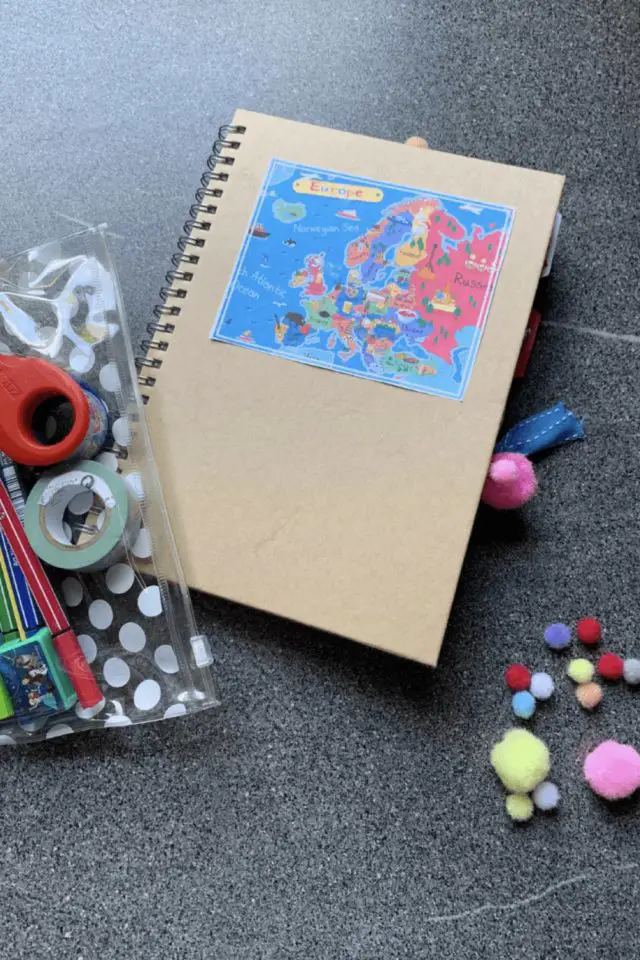 carnet de voyage pour enfant exemple cahier à spirales simple souvenirs vacances loisir créatif