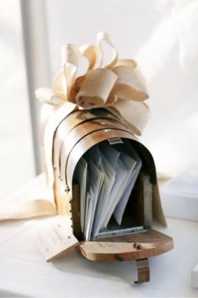 deco mariage recup DIY urne boite à lettre américaine en cuir idée originale