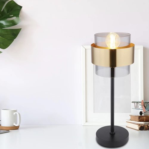 ou trouver lampe en verre deco chic Lampe de table en glass noir chic et pas cher